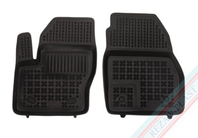 Autorohože gumové so zvýšeným okrajom Ford Transit Connect II predné 2013 - 2023