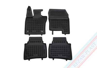 Autorohože gumové so zvýšeným okrajom Toyota Prius V (XW60) PHeV s hasiacim prístrojom od 2025